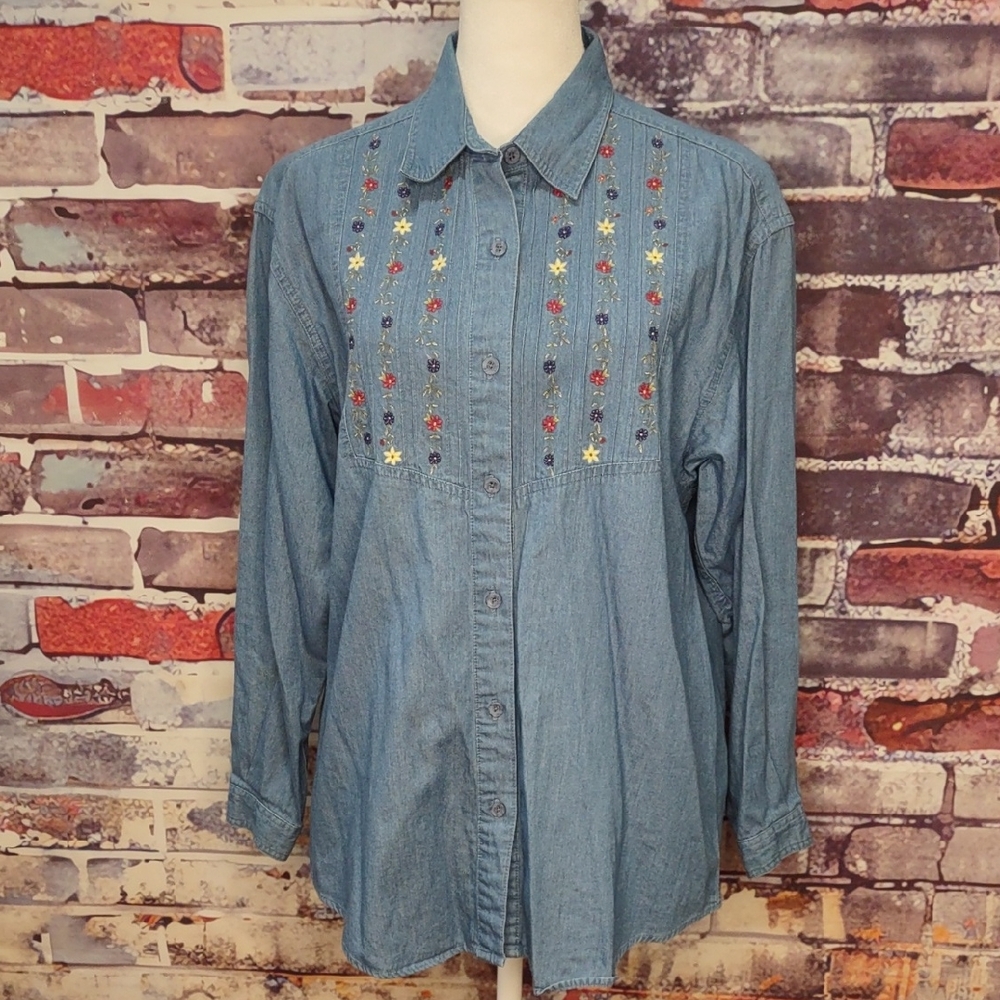 Vintage 90's Northern Treasures Embroidered Chambray Denim Shirt